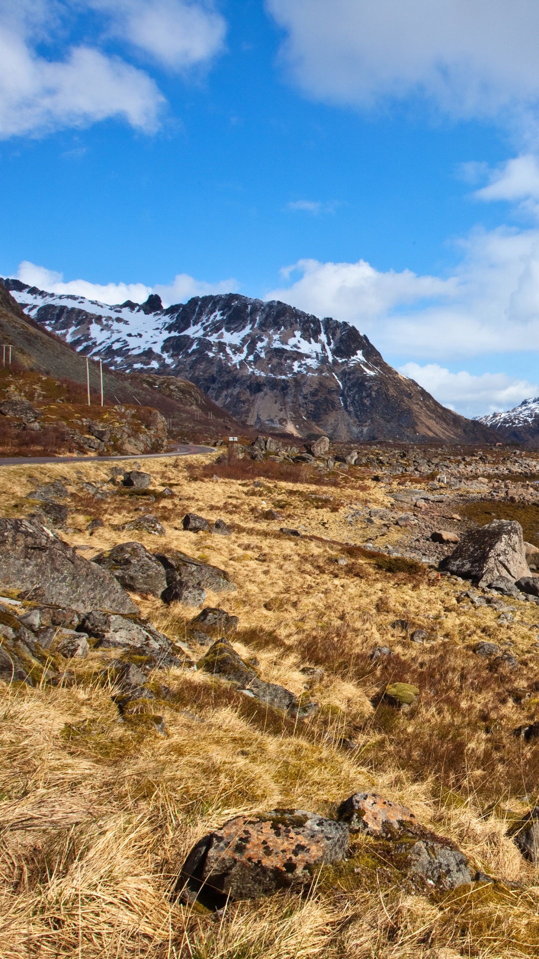 Обои Лофотен, фьорд, гора, нагорье, побережье в разрешении 1080x1920