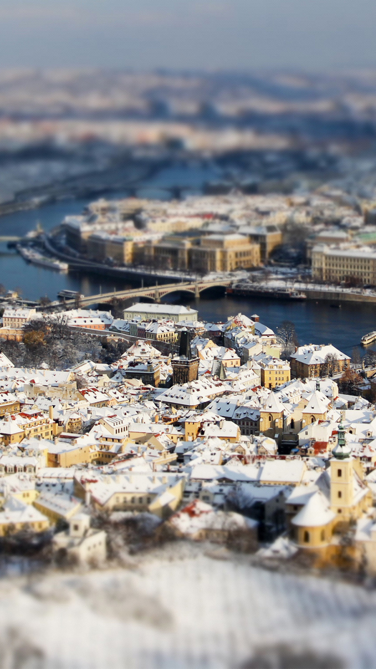 Обои Прага, городской район, город, городской пейзаж, зима в разрешении 750x1334