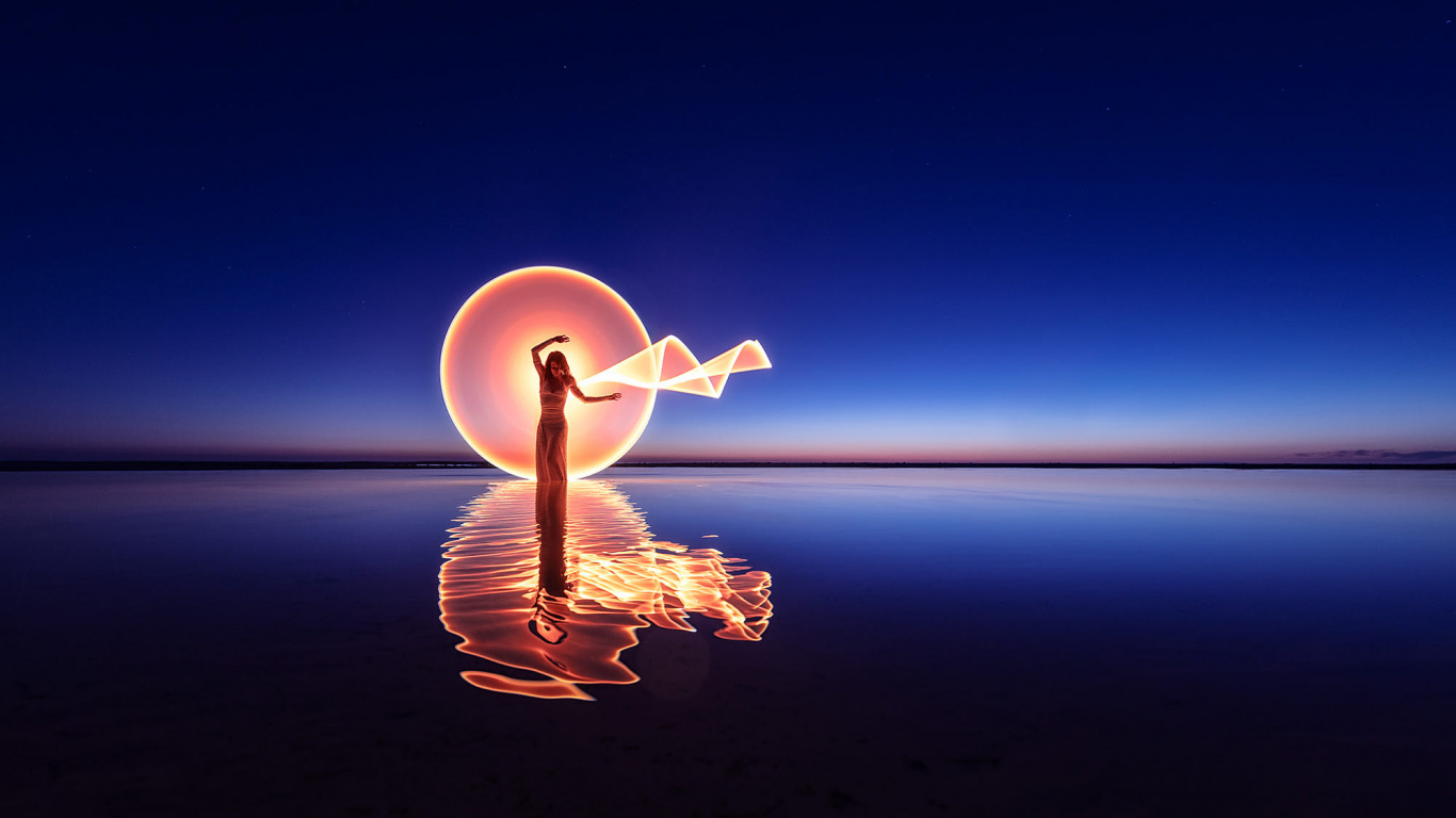 Обои экспозиция, вода, свет, спокойный, орган в разрешении 1366x768