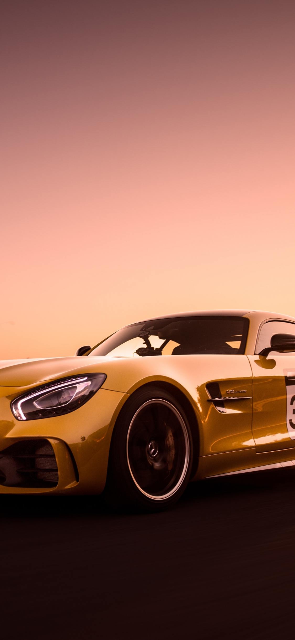 Обои спорткар, суперкар, колесо, автомобиль концепции, компактный автомобиль в разрешении 1125x2436