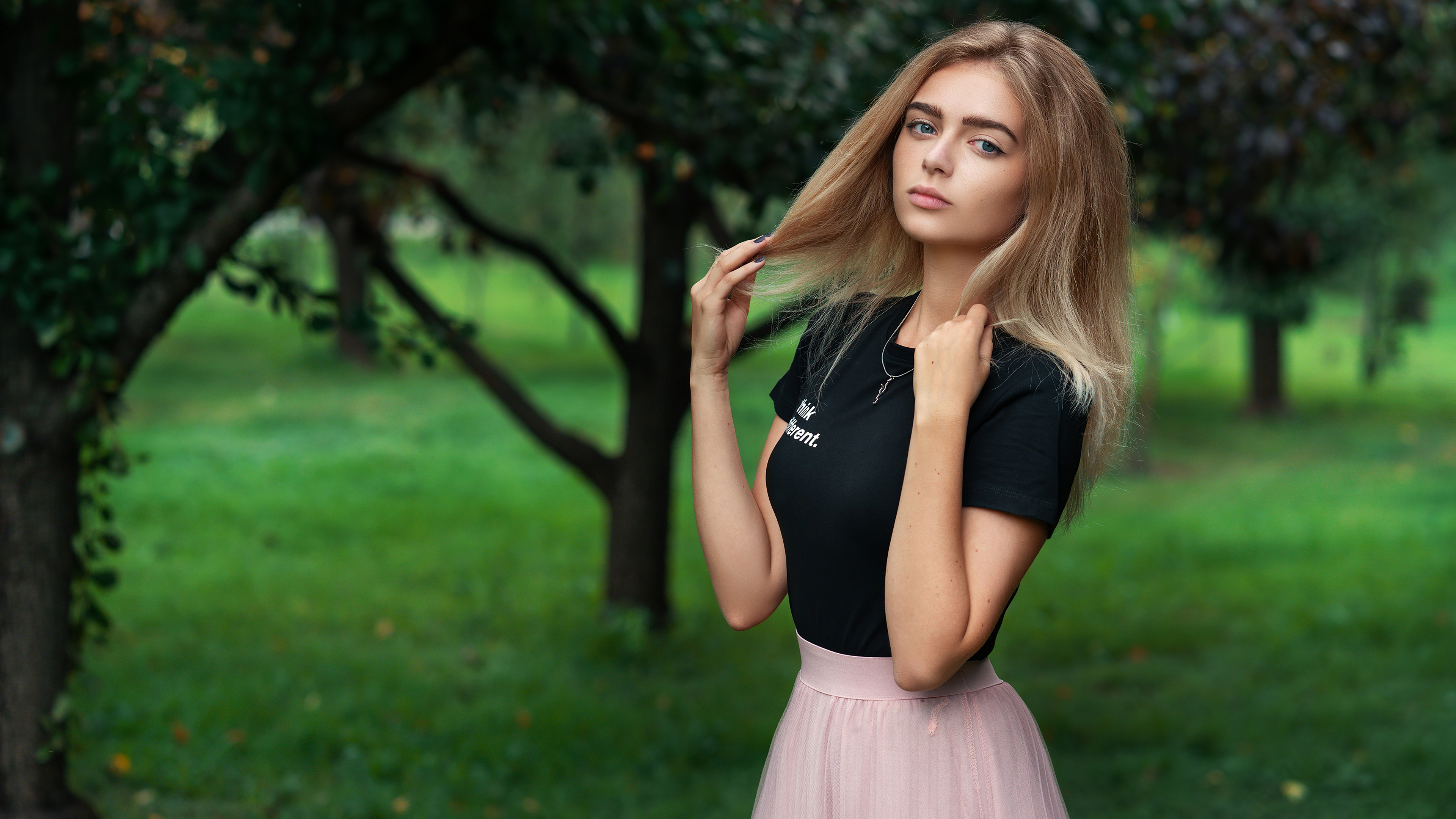 Обои Люди в природе, волосы, природа, красота, блондин в разрешении 3840x2160