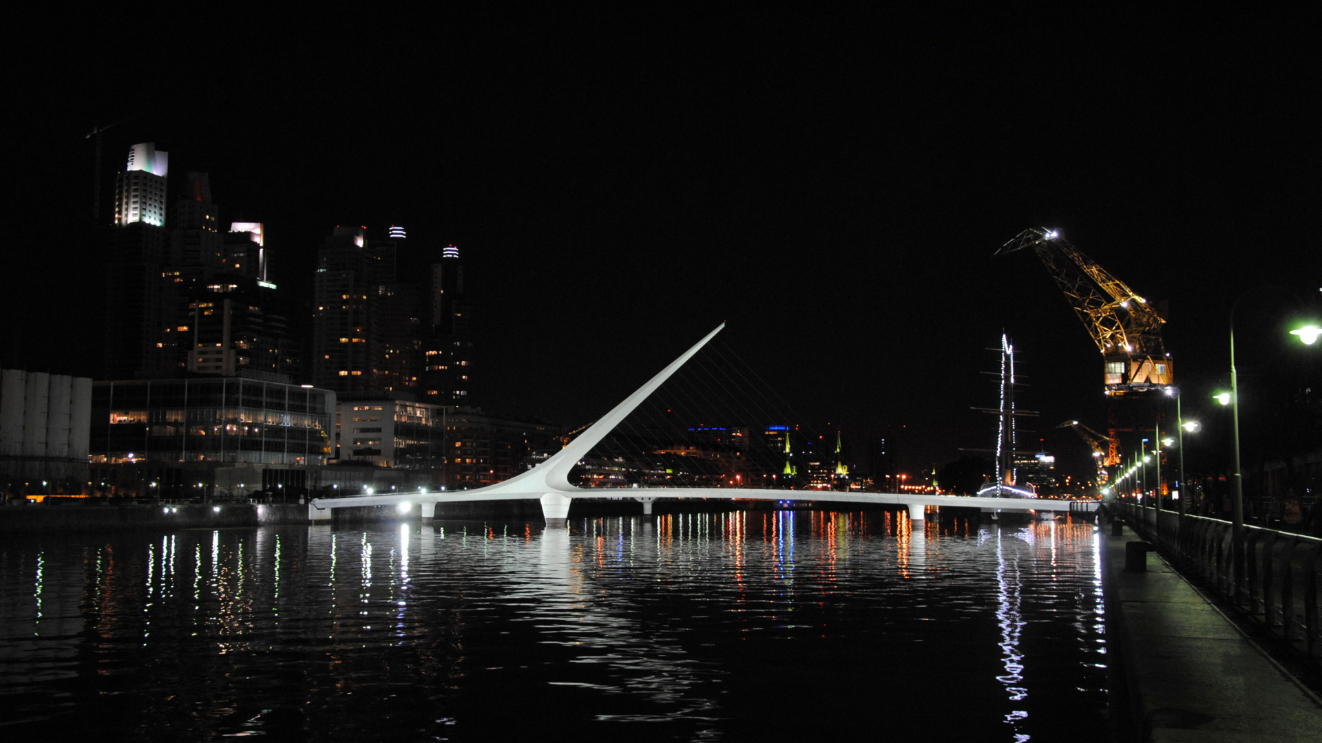 Обои Пуэнте де ла Мухер, мост, ночь, отражение, город в разрешении 1920x1080