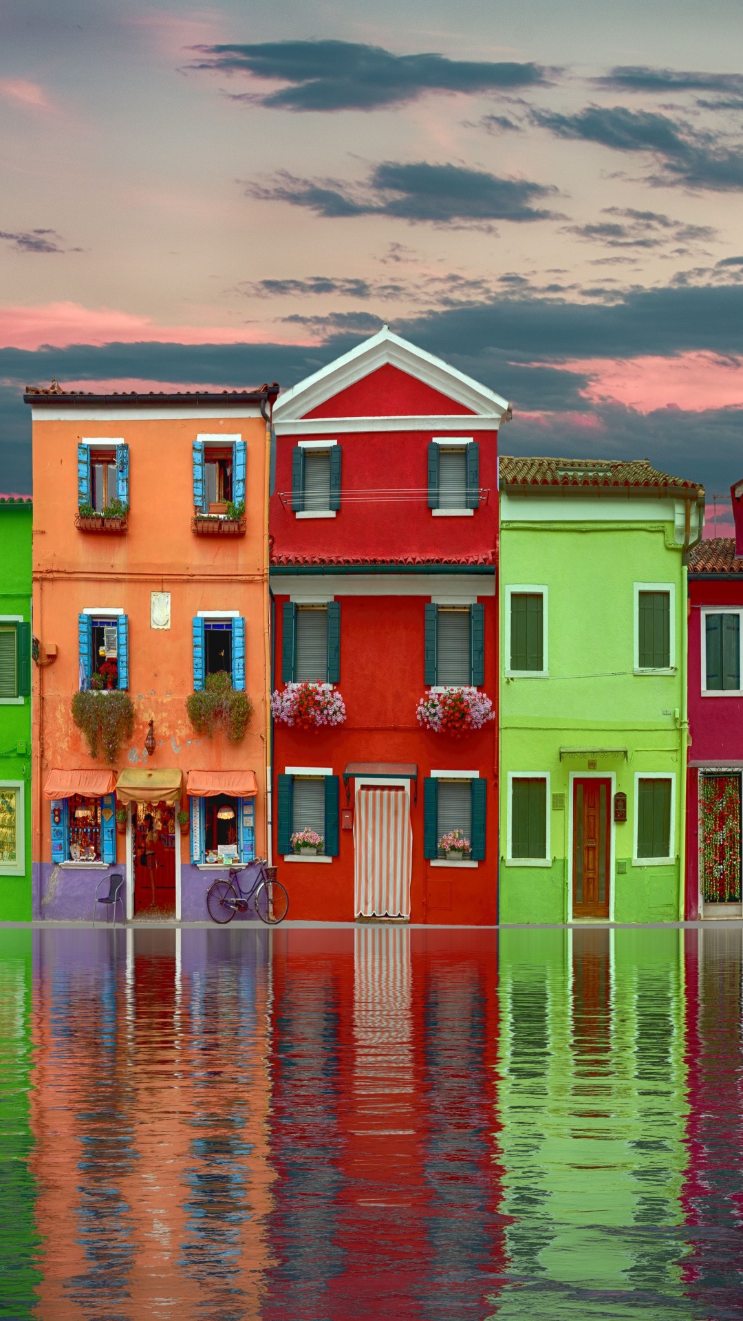 Обои Хаус, отражение, вода, водный путь, красный цвет в разрешении 1080x1920
