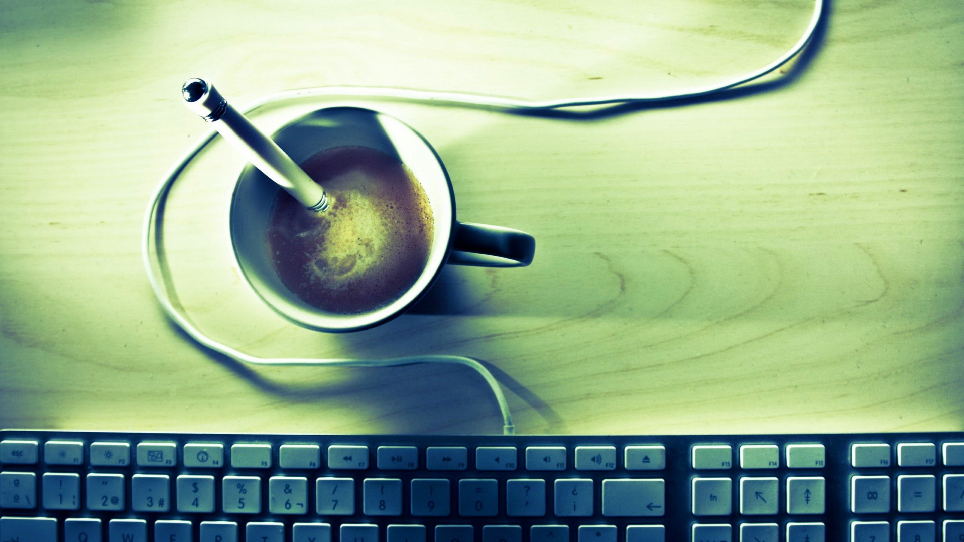Обои кофе, технологии, электронное устройство, кофе и клавиатура, звуковое оборудование в разрешении 1920x1080