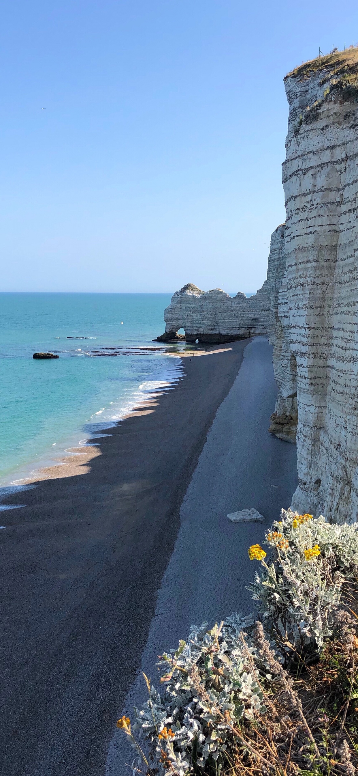 Обои Франция, побережье, мыс, водоем, берег в разрешении 1242x2688