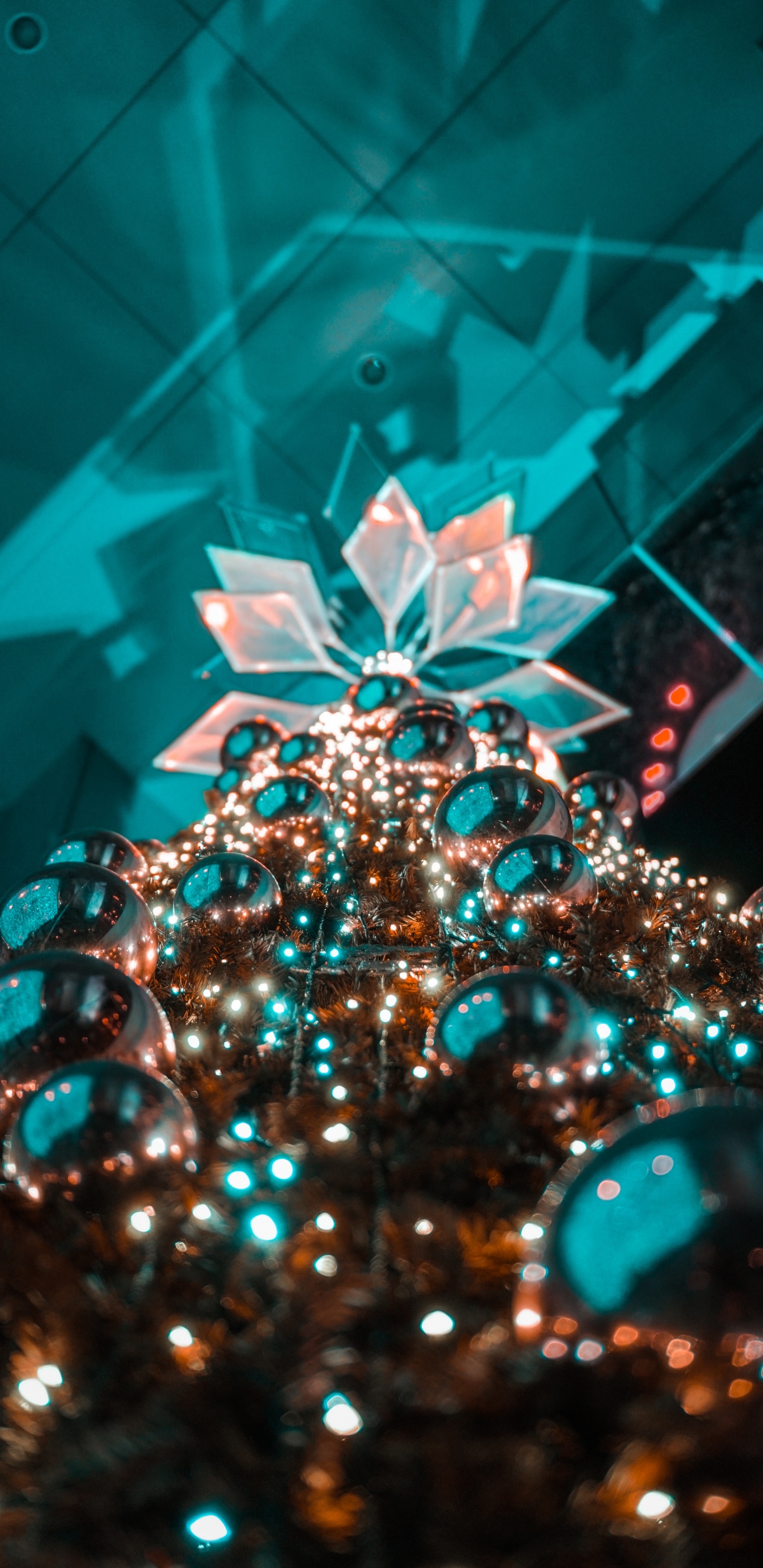 Обои Рождественские украшения, Рождественский день, Новый год, синий, Аква в разрешении 1440x2960