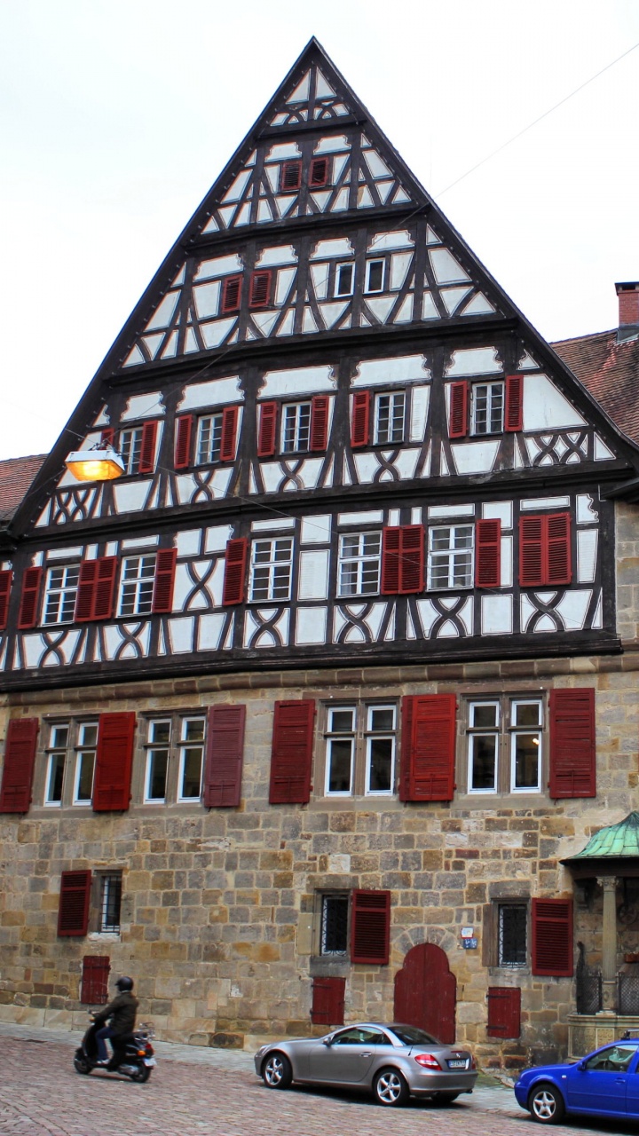 Обои дом kielmayer, средневековая архитектура, средневековье, здание, городок в разрешении 720x1280