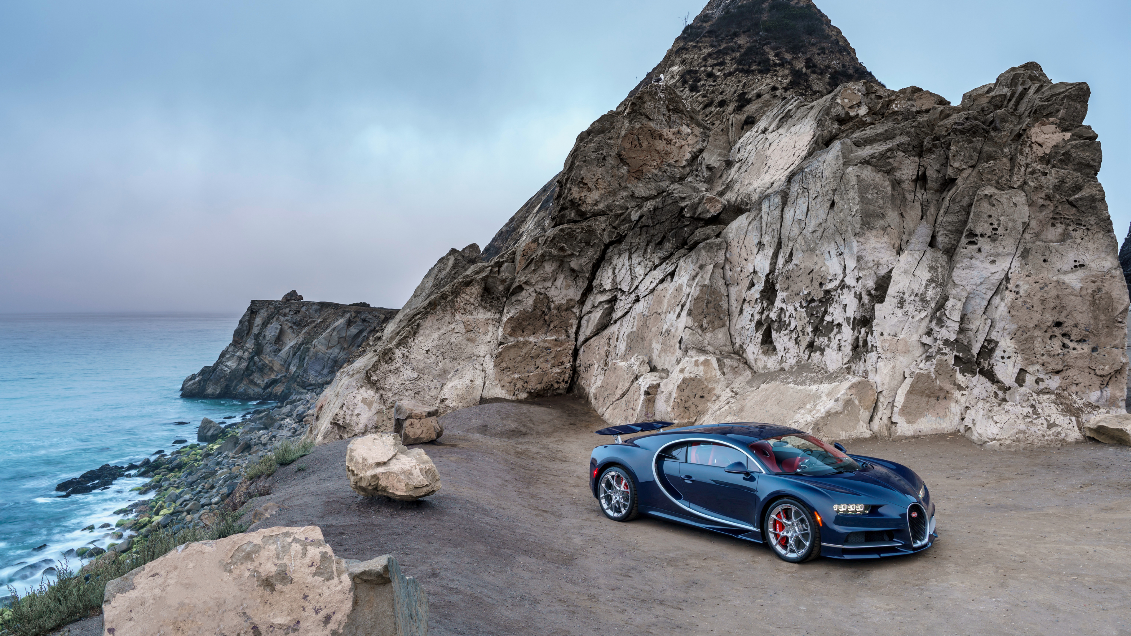 Камни машина фото Обои bugatti, суперкар, Хеннеси Веном gt, ландшафты, побережье 4K Ultra HD беспл