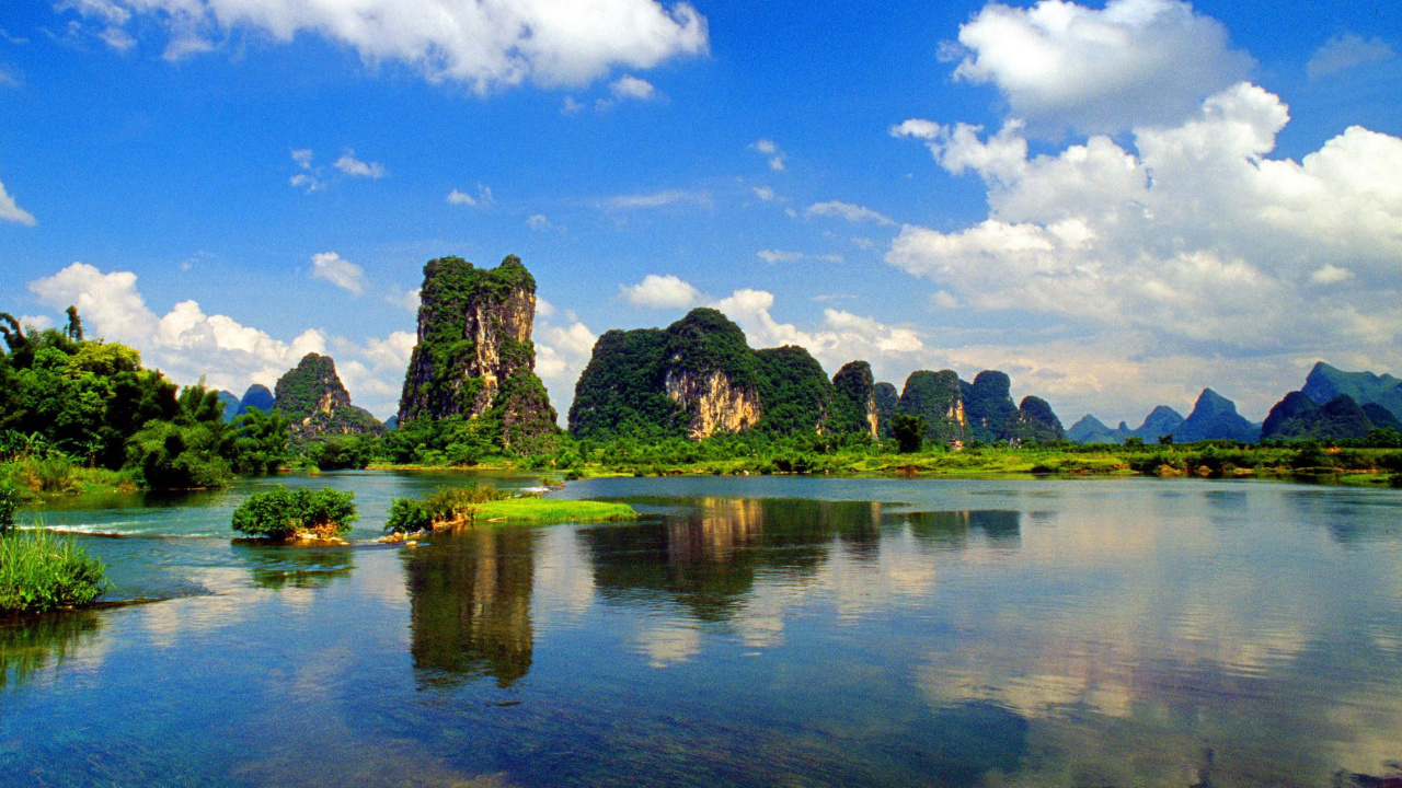 Обои природа, отражение, облако, дневное время, достопримечательность в разрешении 1280x720