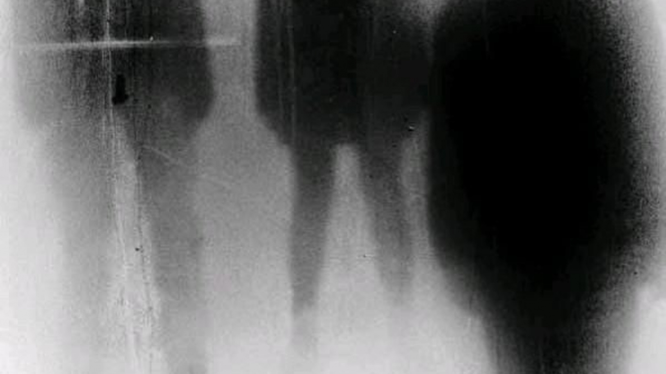 Обои викторина, soundcloud, черный и белый, арт, Онлайн тест в разрешении 1366x768