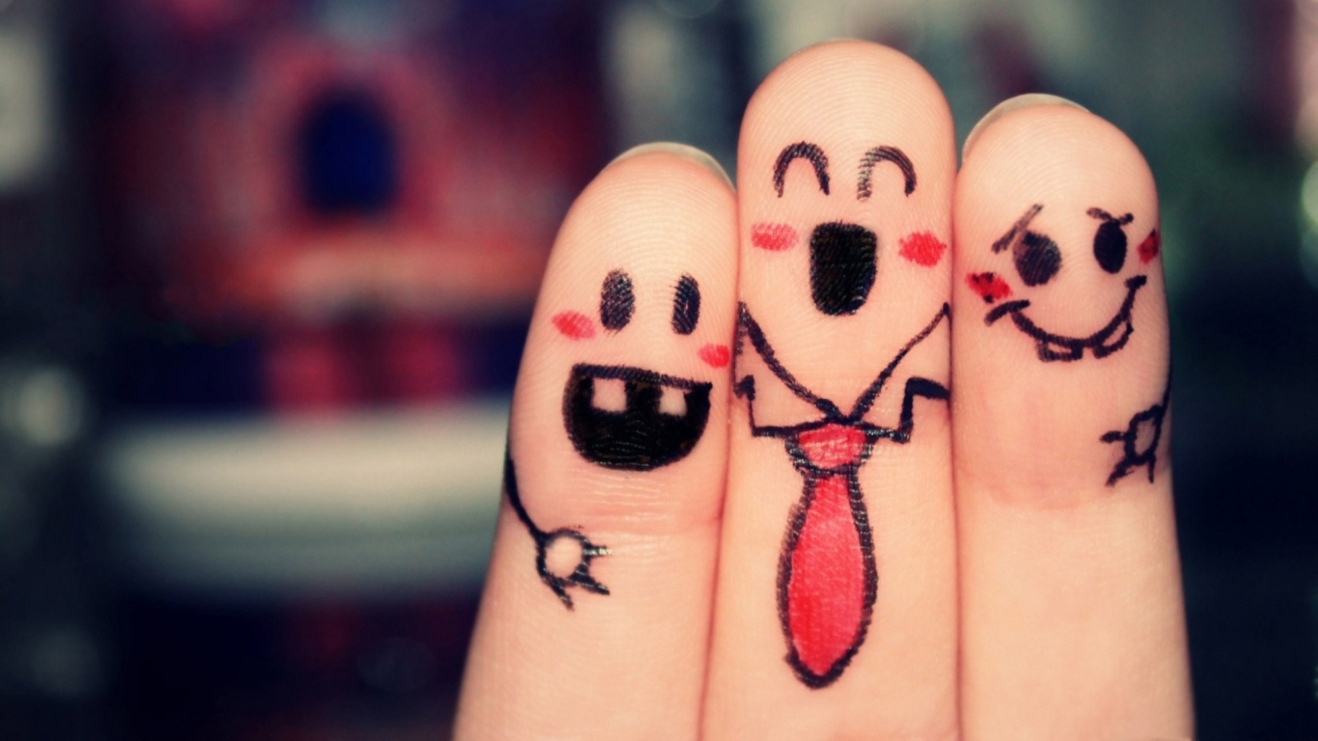 Обои палец, ноготь, девушка, рука, губа в разрешении 1920x1080