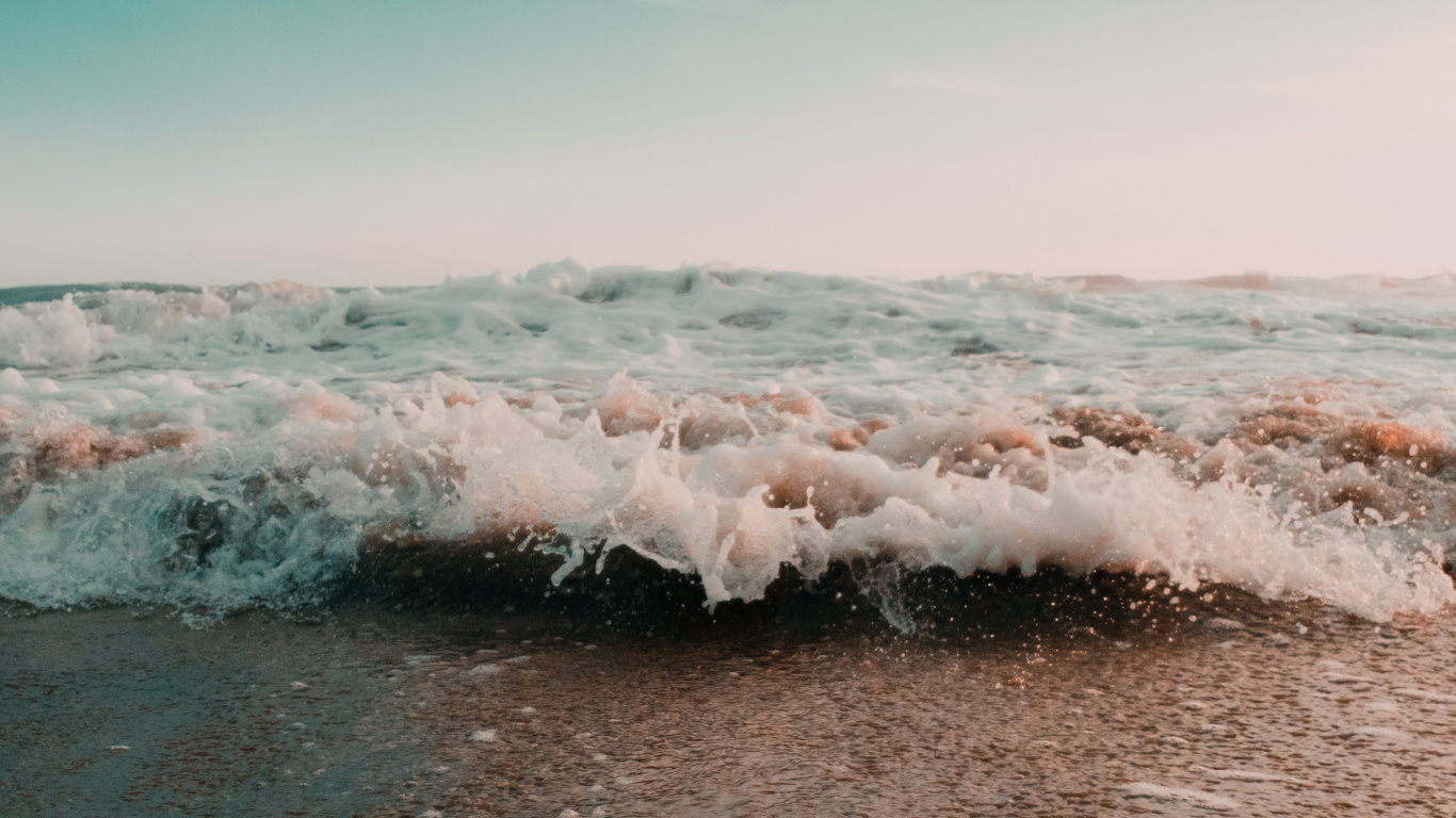 Обои море, волна, океан, вода, ветровая волна в разрешении 1366x768