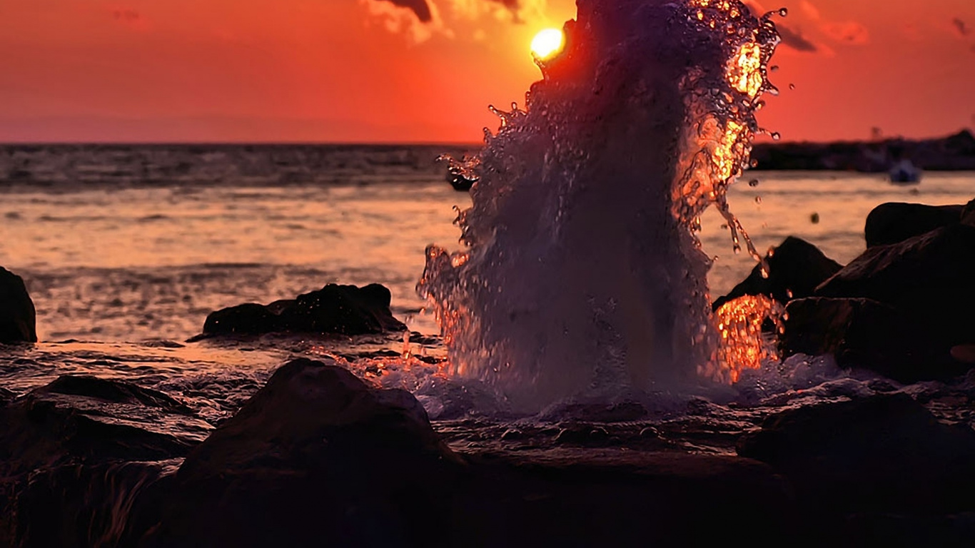 Обои закат, море, океан, горизонт, рок в разрешении 1366x768