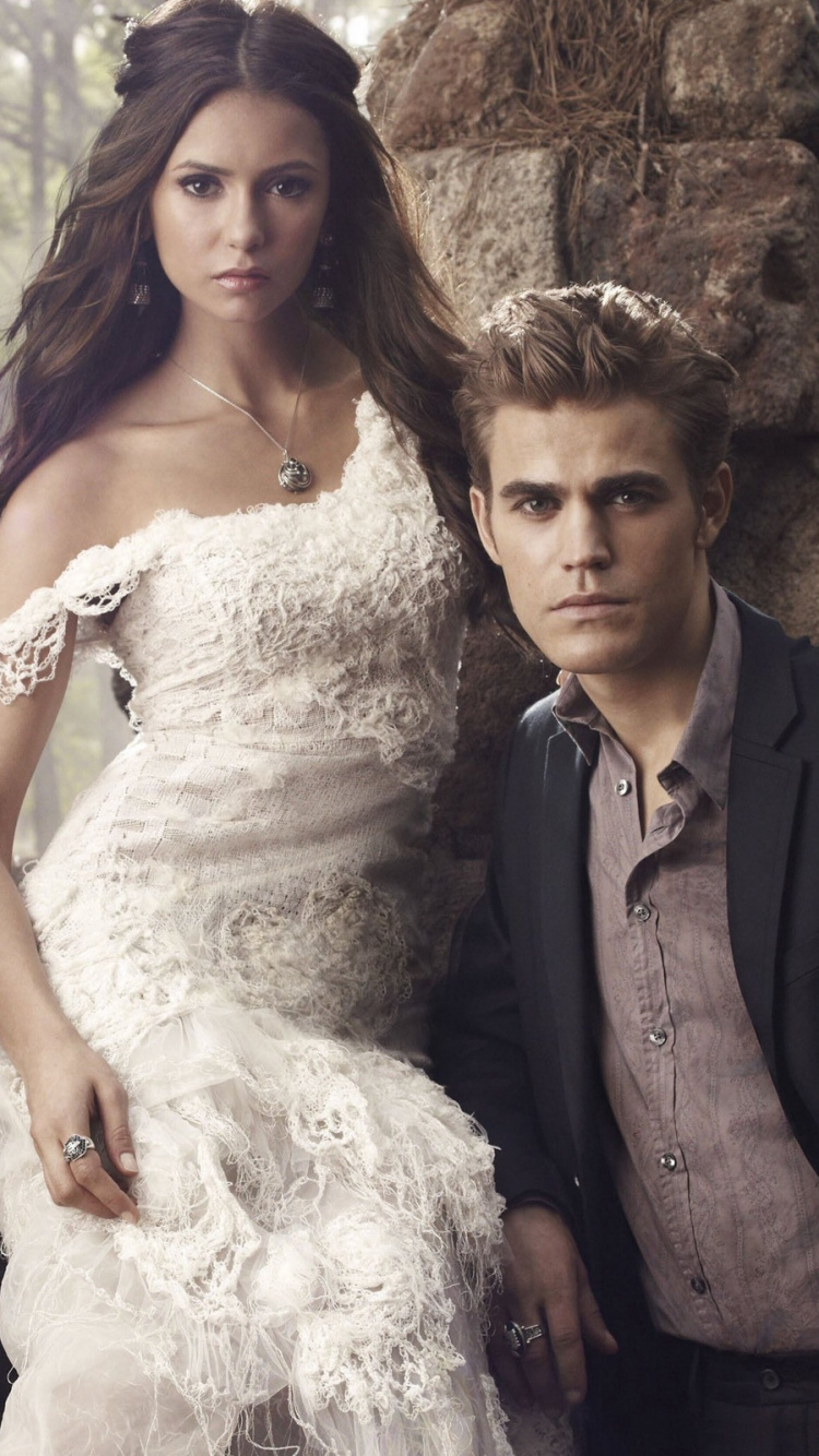 Обои Пол Уэсли, Дневники вампира, Стефан Сальваторе, Елена Гилберт, Деймон Сальваторе в разрешении 750x1334