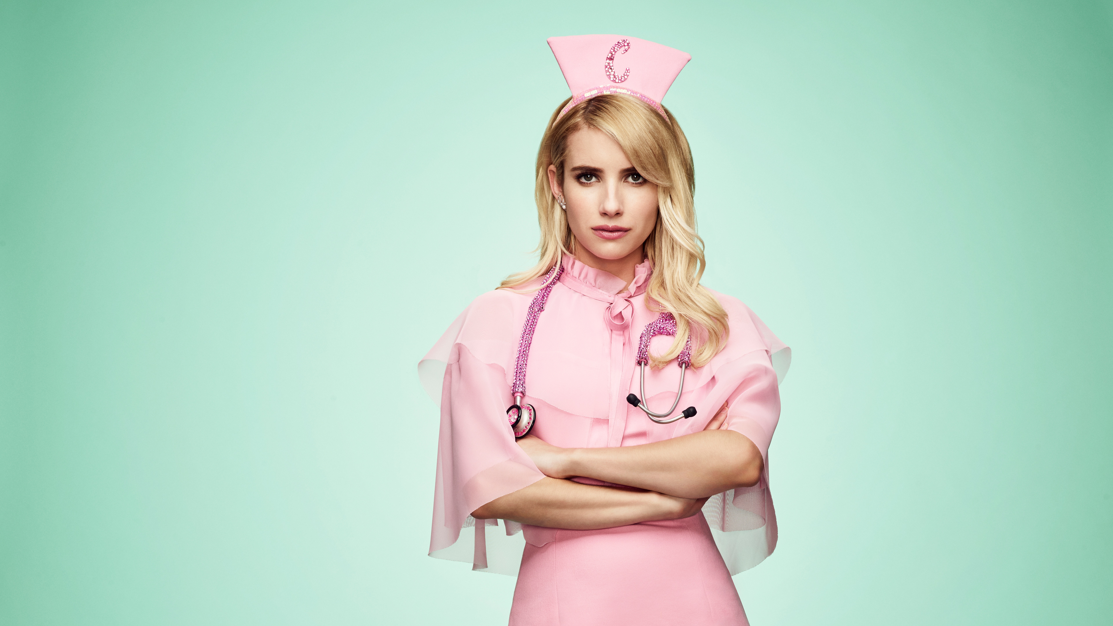 Обои Эмма Робертс, розовый, одежда, костюм, кожа в разрешении 3840x2160