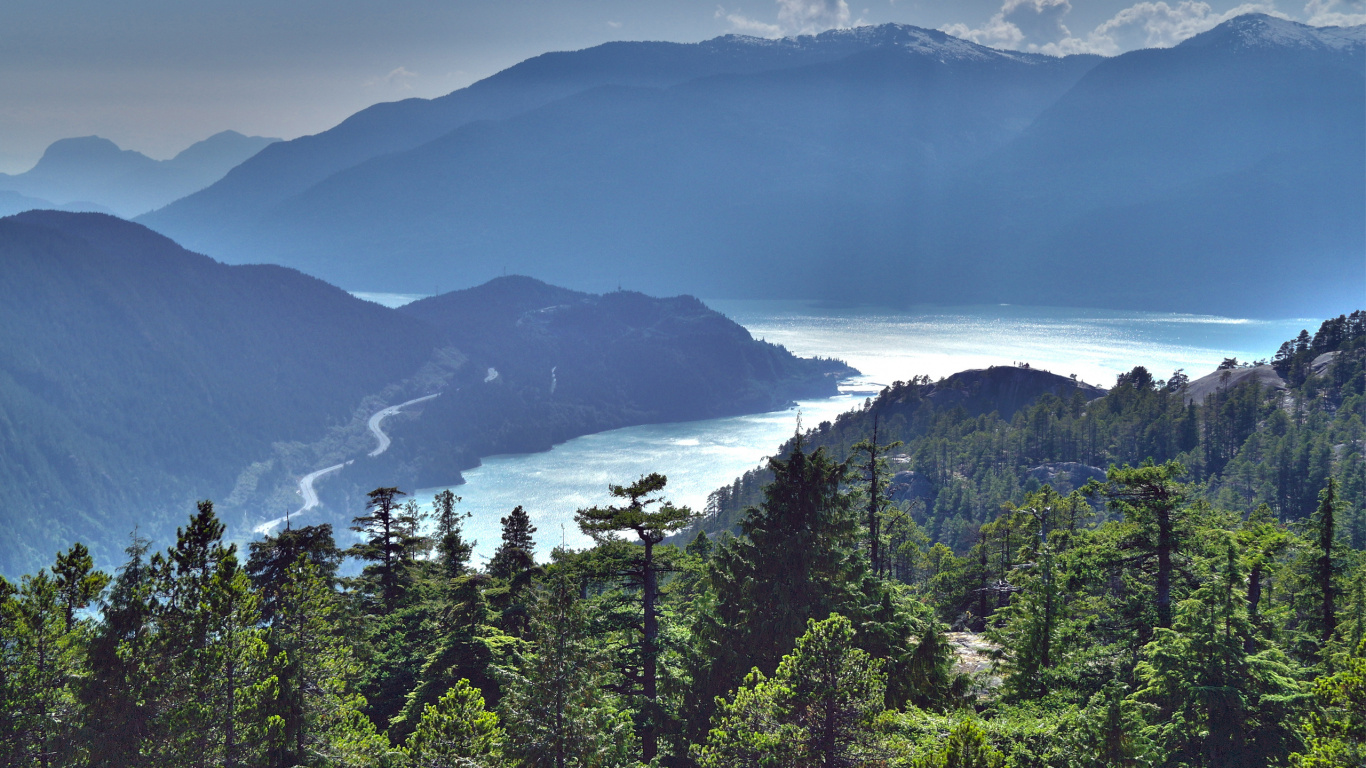 Обои горный рельеф, гора, горный хребет, нагорье, дикая местность в разрешении 1366x768