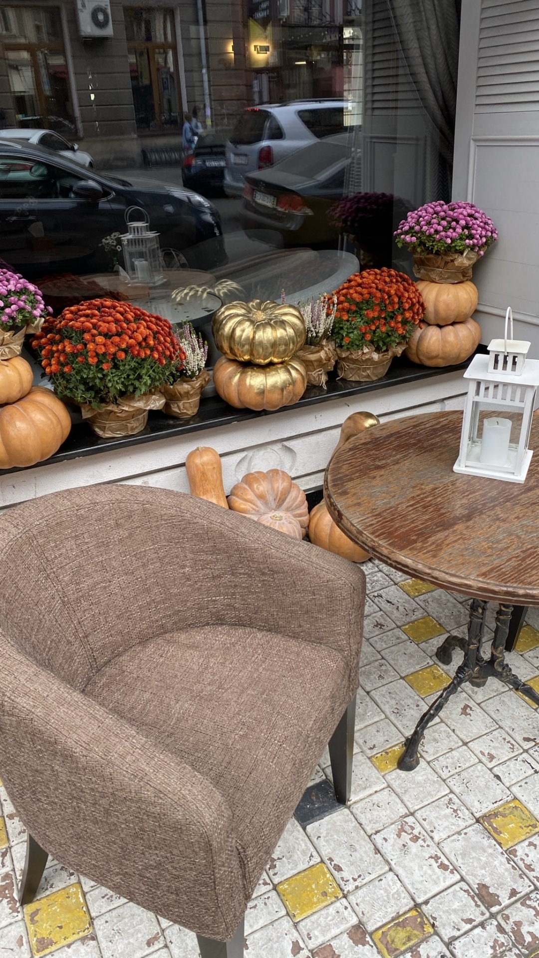 Обои таблица, дверь, пища, цельный продукт, общественное место в разрешении 1080x1920