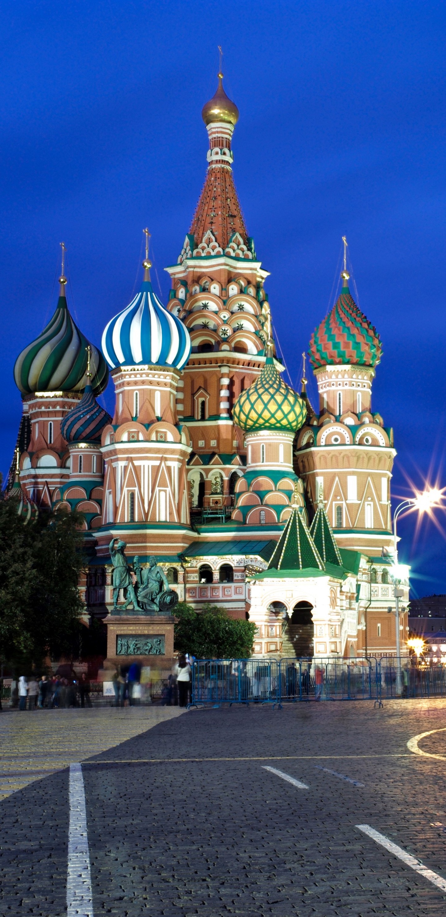 Обои собор Василия Блаженного, собор, ориентир, ночь, город в разрешении 1440x2960