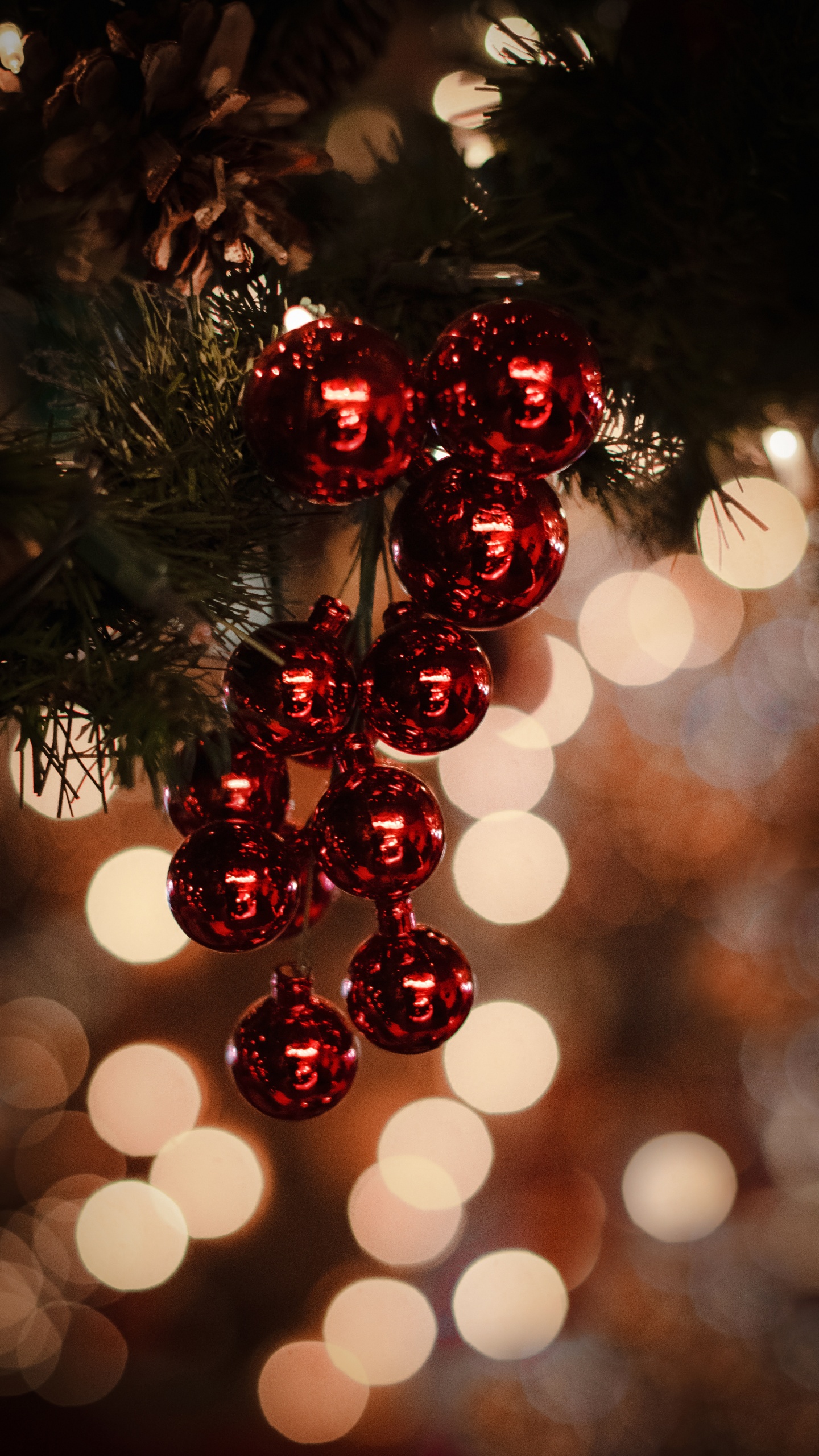 Обои рождественский орнамент, Рождественский день, елка, праздник, Рождество в разрешении 1440x2560