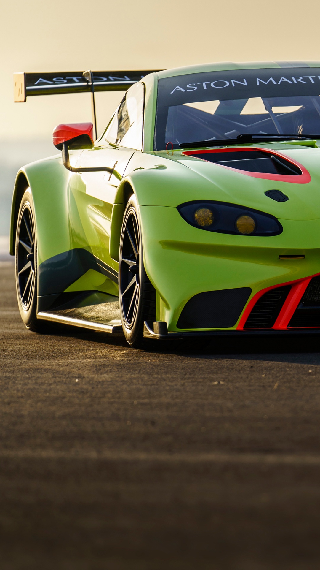 Обои Астон Мартин, Астон Мартин гонки, Астон Мартин Vantage ГТД, 2019 Астон Мартин Vantage, авто в разрешении 1080x1920