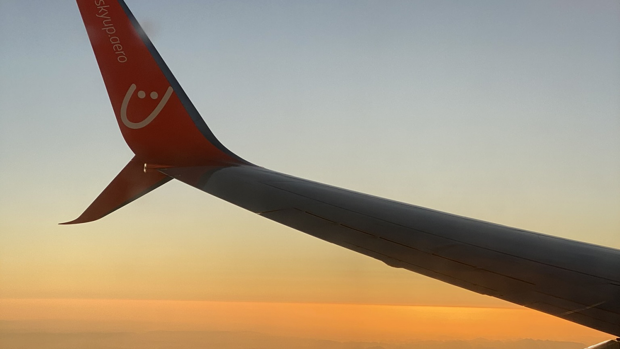 Обои воздушное путешествие, узкофюзеляжный самолет, самолет, Аэробус, самолеты в разрешении 1280x720