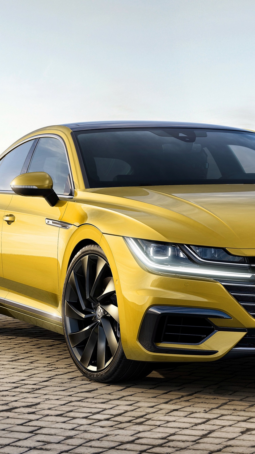 Обои Volkswagen Arteon 2020 года в разрешении 1080x1920