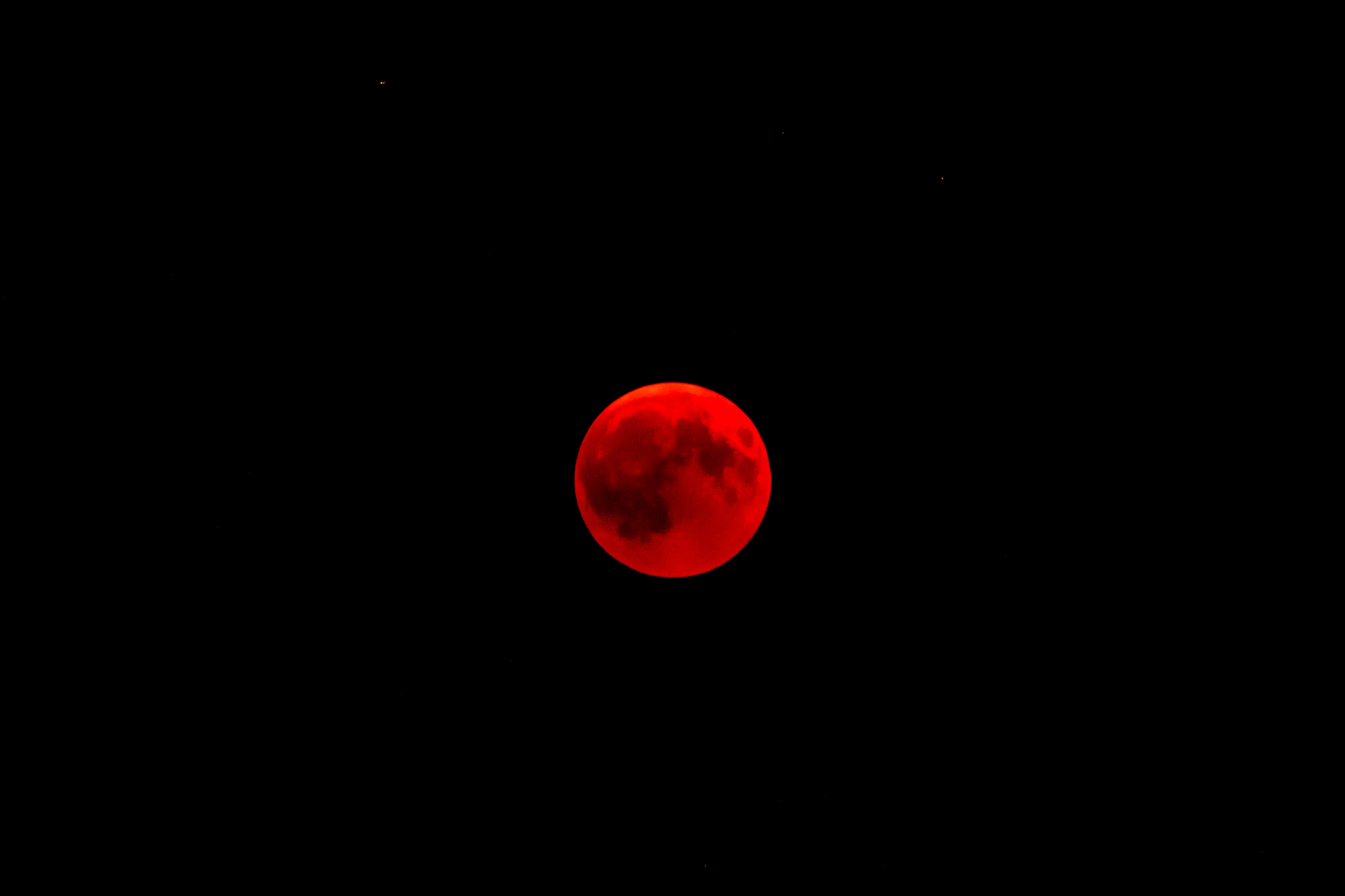 Oboi Lunnoe Zatmenie Luna Krasnyj Cvet Svet Astronomicheskij Obekt Macbook Pro 13 Besplatno Zastavka 2560x1600 Skachat Kartinki I Foto Posmotrite bolshe idey na temy «oboi dlya iphone, abstraktnoe, oboi fony». macbook pro