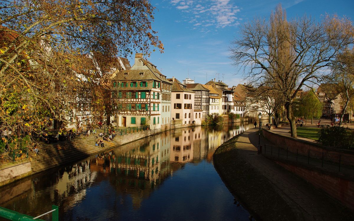 Обои Петит-Франция, Париж, водный путь, отражение, канал в разрешении 2880x1800