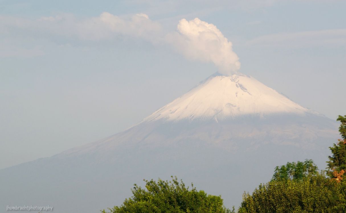 Обои стратовулкан, вулкан, пейзажи гор, потухший вулкан, вулканического рельефа в разрешении 3239x1998