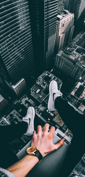 Обои телефон, небоскреб, здание, музыка, башня в разрешении 720x1480