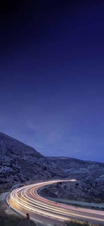 Обои LG, LG Q70, андроид, горный рельеф, склон в разрешении 1080x2340