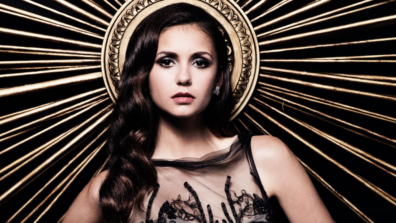 Обои Нина Добрев, Дневники вампира, Елена Гилберт, Деймон Сальваторе, Дневники Вампира - Сезон 4 в разрешении 6732x3787