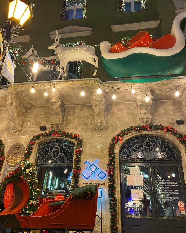 Обои освещение, Рождество, праздник, Рождественские украшения, дизайн интерьера в разрешении 2919x3648