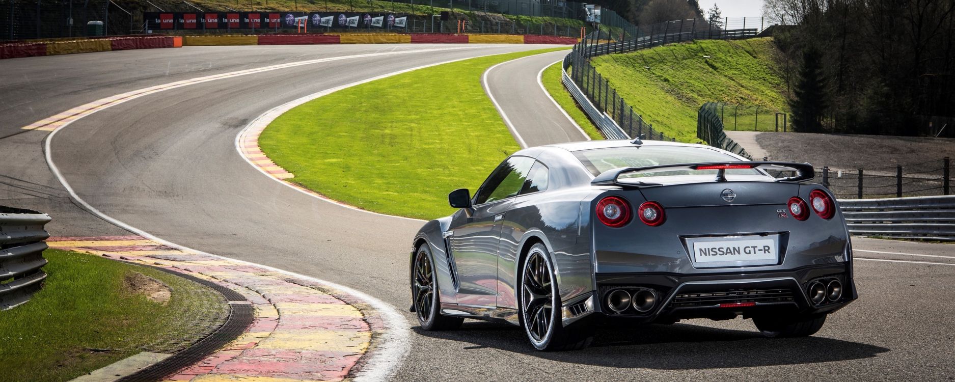 Обои nissan gtr, Ниссан, спорткар, авто, суперкар в разрешении 2560x1024