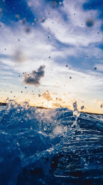 Обои море, Тикток, вода, песня, облако в разрешении 1080x1920