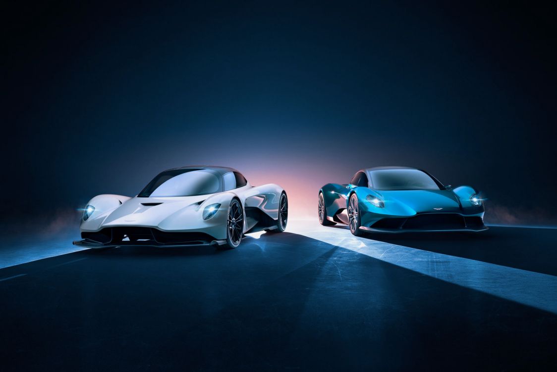 Обои гоночный автомобиль, авто, Астон Мартин, Ламборджини, спорткар в разрешении 1920x1281