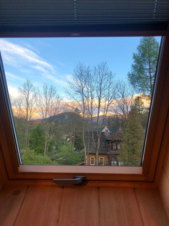 Обои Хаус, окно лечения, окно, дневное освещение, недвижимость в разрешении 1536x2048