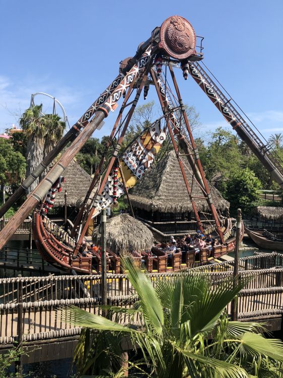 Обои достопримечательность, отдых, природа, растительность, горки в разрешении 1536x2048