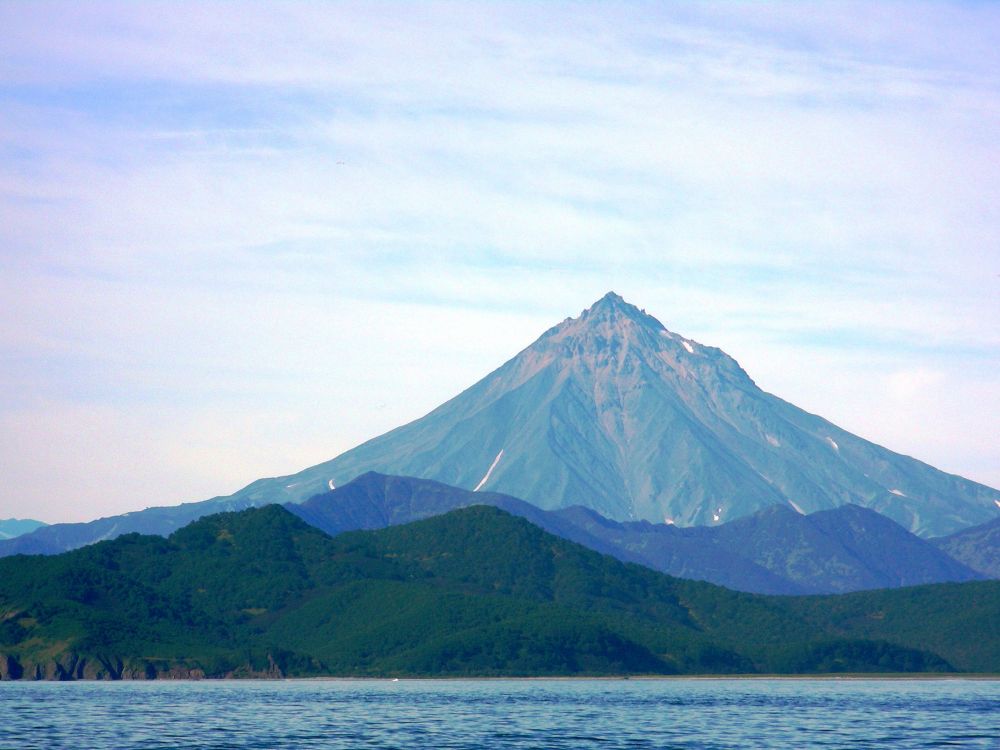 Обои стратовулкан, вулкан, пейзажи гор, нагорье, горный хребет в разрешении 2816x2112