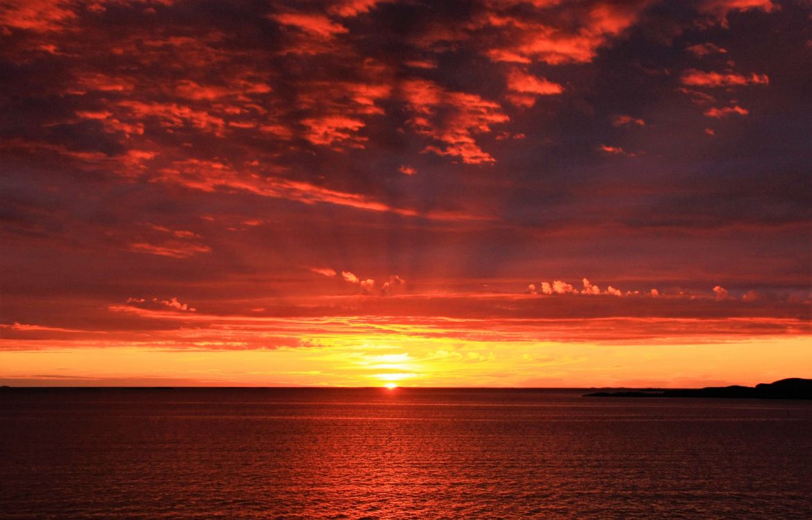 Обои восход солнца, закат, послесвечение, горизонт, море в разрешении 4000x2560