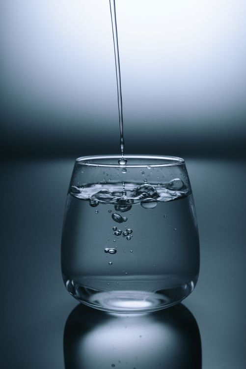 Обои питьевая вода, стекло, вода, жидкий, падение в разрешении 4422x6619