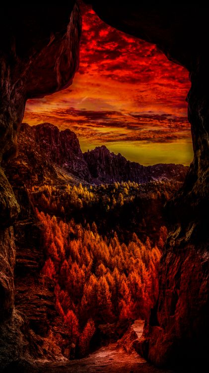 Обои природа, облако, гора, экорегион, свет в разрешении 3240x5760