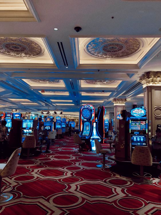 Обои Лас Вегас, США, зал, синий, освещение в разрешении 3025x4032