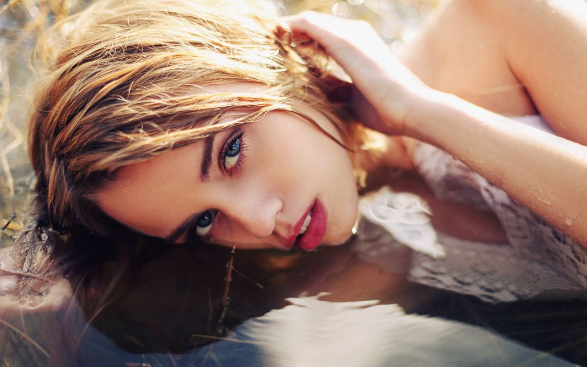 Обои волосы, блондин, красота, девушка, красотка в разрешении 1920x1200