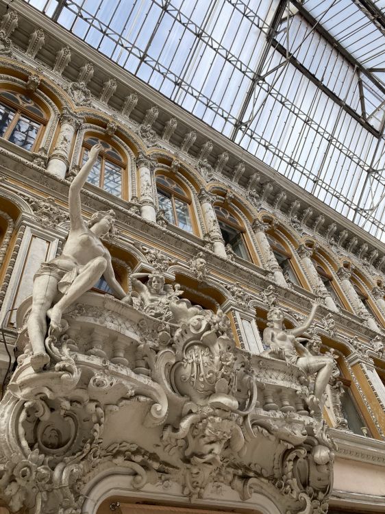 Обои ориентир, резьба по камню, статуя, достопримечательность, природа в разрешении 1536x2048