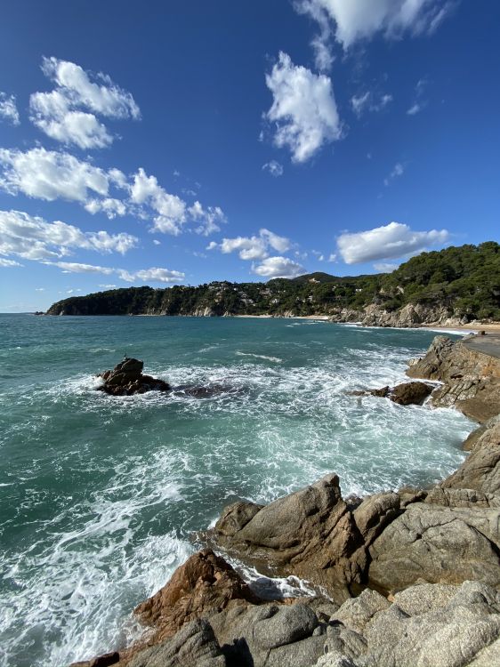 Обои побережье, вода, облако, рок, океан в разрешении 1536x2048