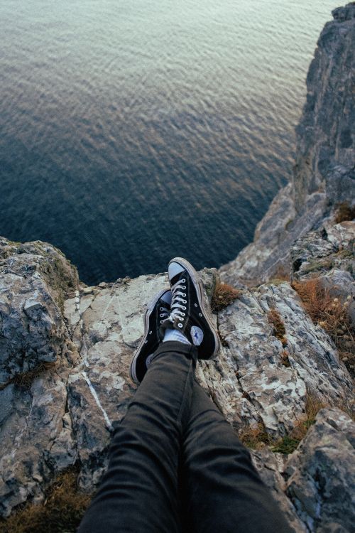 Обои обувь, рок, башмак, нога, вода в разрешении 4000x6000