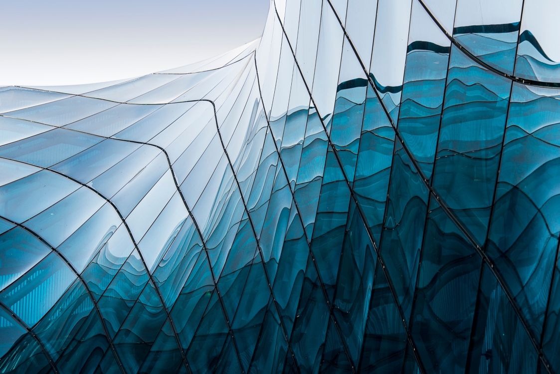 Обои архитектура, фасад, синий, вода, линия в разрешении 2048x1367