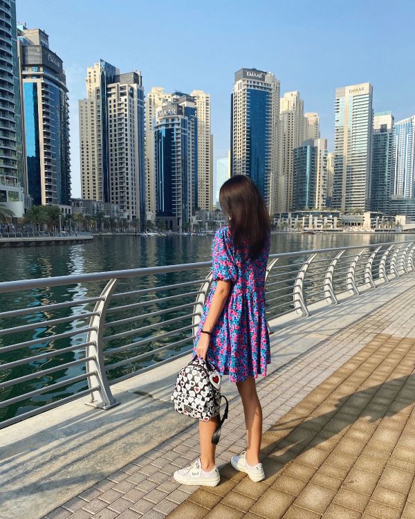 Обои Дубай, городской район, туризм, вода, башня в разрешении 2976x3720