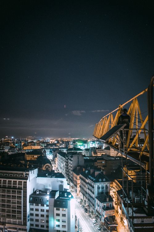 Обои городской пейзаж, городской район, метрополия, ночь, город в разрешении 3679x5519